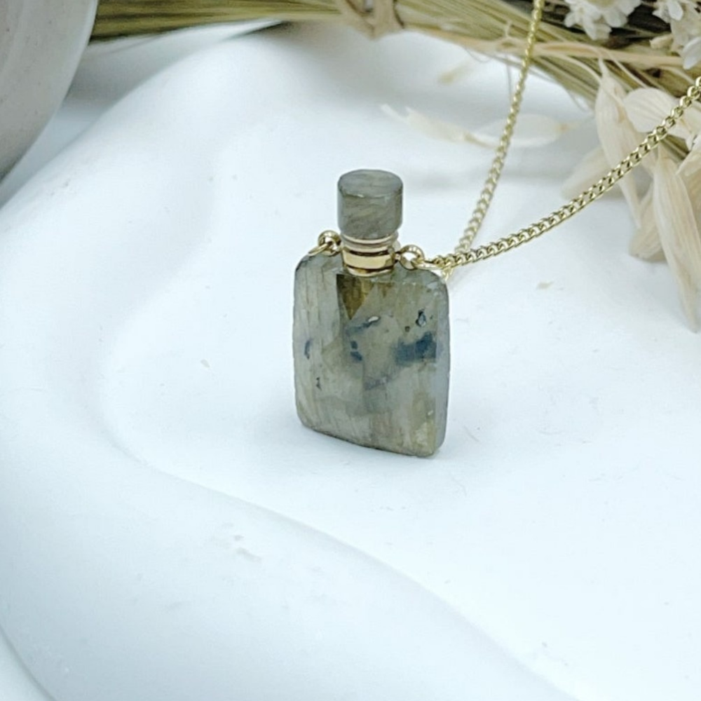 Collier diffuseur de parfum Camilla